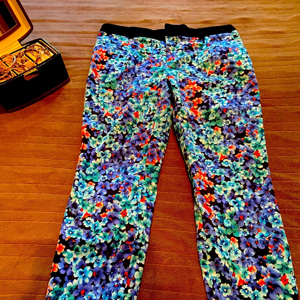 Leggings pants. Forever 21, size Large. Too small for my size 10s